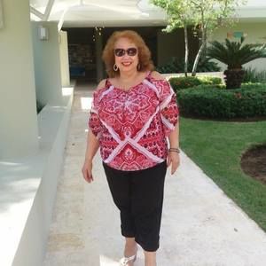 Meet your Posher, Aleida